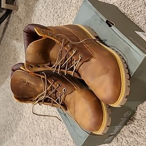 BNIB Timberland Heritage 6 inch waterproof boot